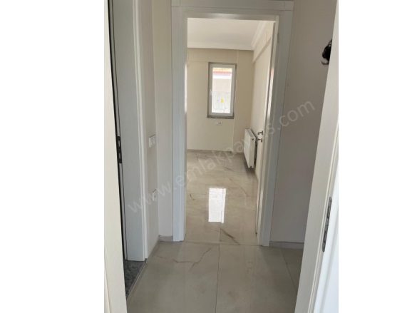 Cumhuriyet Ortaca Satılık Daire |  2+1 Oda | 75M2 4.700.000Tl | 1. Kat | Klima | 1 Banyo | 2 Yatak Odası Resim-4
