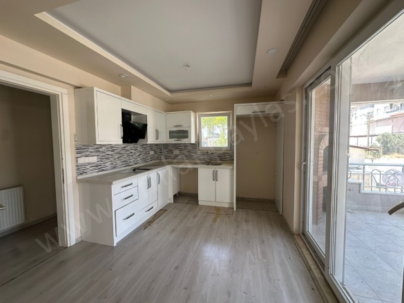 Cumhuriyet Ortaca Kiralık Daire |  3+1 Oda | 120M2 Aylık 27.000Tl | Yüksek Giriş | Klima | 2 Banyo | 3 Yatak Odası Resim-1