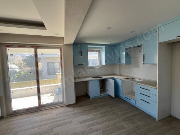 Çaylı Ortaca Satılık Daire |  2+1 Oda | 75M2 4.400.000Tl | 1. Kat | Klima | 1 Banyo | 2 Yatak Odası Resim-3