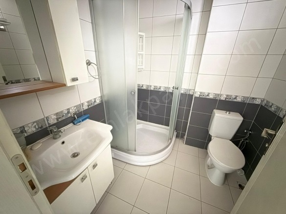 Cumhuriyet Ortaca Satılık Daire |  90M2 4.250.000Tl | 2. Kat | Klima | 1 Banyo | 2 Yatak Odası Resim-2