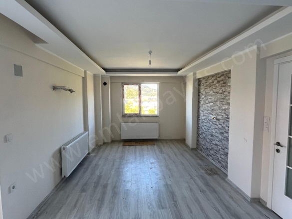 Cumhuriyet Ortaca Satılık Daire |  2+1 Oda | 75M2 4.400.000Tl | 3. Kat | Klima | 1 Banyo | 2 Yatak Odası Resim-4