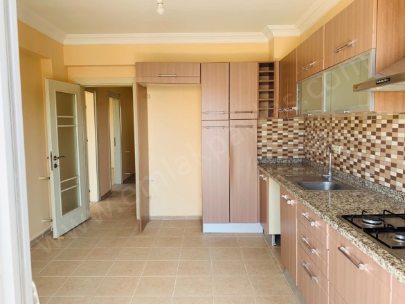 Cumhuriyet Ortaca Kiralık Daire |  3+1 Oda | 135M2 Aylık 30.000Tl | 2. Kat | Klima | 2 Banyo | 3 Yatak Odası Resim-2