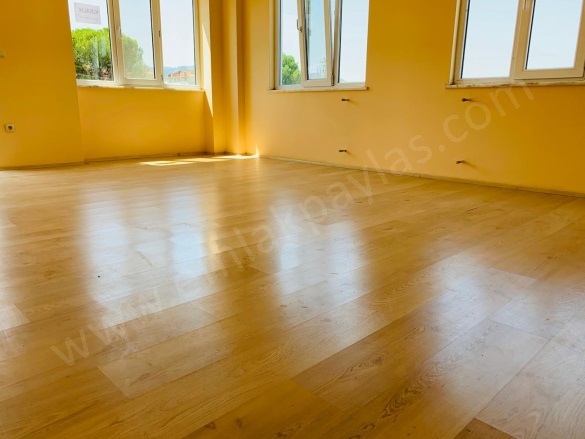 Cumhuriyet Ortaca Kiralık Daire |  3+1 Oda | 135M2 Aylık 30.000Tl | 2. Kat | Klima | 2 Banyo | 3 Yatak Odası Resim-3