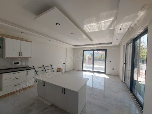 Karaburun Ortaca Satılık Villa |  3+1 Oda | 120M2 9.250.000Tl | Villa | Klima | 2 Banyo | 3 Yatak Odası Resim-3
