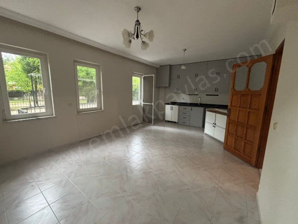 Dalyan Ortaca Kiralık Daire |  2+1 Oda | 130M2 Aylık 30.000Tl | Giriş Katı | Klima | 1 Banyo | 2 Yatak Odası Resim-5