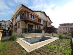 Köyceğiz Gelişim Satılık Villa 3+1 160 M2 | Villa | Klima | 2 Banyo | 3 Yatak Odası