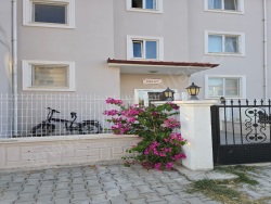 Ortaca Çaylı Kiralık Daire 2+1 85 M2 | Yüksek Giriş | Klima | 1 Banyo | 2 Yatak Odası