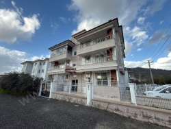 Ortaca Bahçelievler Kiralık Daire 2+1 85 M2 | 3. Kat | Klima | 1 Banyo | 2 Yatak Odası