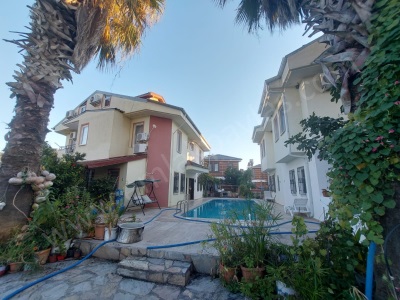 Muğla Ortaca Dalyan Dubleks Net Alan: 70 M² (35 Alt Kat + 35 Üst Kat) Oda Sayısı: 2+1 Kiralık Daire