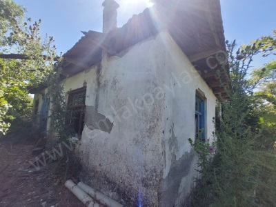 Ortaca Ekşiliyurt 1 900 M2 Arazide 2 Adet Köy Evi Ve Ahır Satılık Çiftlik