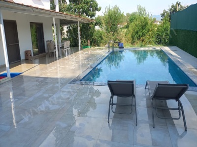 Köyceğiz Köyünde 4+2 Yüzme Havuzlu Eşyalı Müstakil 2 Kiralık Daire