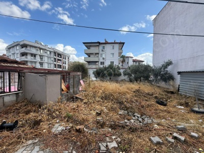 Ortacada Süper Konumda 252 M2 Dükkan + 3 Kat İmarlı Satılık Arsa