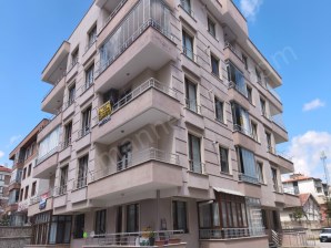 SÜLEYMAN NEREDE RUMİ, AKŞEMSETTİN MH. ARAKAT GENİŞ TEMİZ 3+1 DAİRE SATIYOR