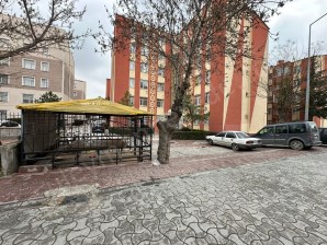 IŞIKLAR MAH.SELİKENT SİTESİ GİRİŞ KAT 3+1 KİRALIK DAİRE