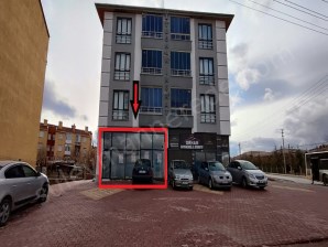 İŞLEK CADDEDE SELAHADDİN EYYÜBİ MH FIRIN RUHSATLI KİRALIK DÜKKAN