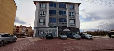 SELAHADDİN EYYÜBİ MAH.AHMETYESEVİ CADDESİNDE SATILIK  116 M2 ÜST 80 M2 BODRUMLU DÜKKAN