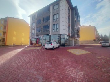 AHMETYESEVİ CADDESİNE CEPHE KİRALIK 88 M2 DÜKKAN KAÇIRMAYIN.!!!