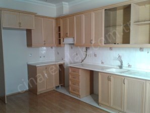 YILDIZKENTTE ASANSÖRLÜ FULL YAPILI SATILIK DAİRE ÇINARDAN İlan No: 4594