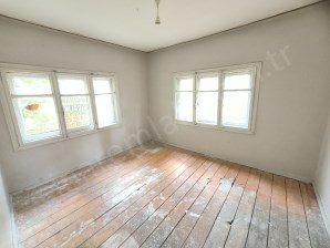 YONCALIK EĞİTİM FAKÜLTESİ ARKASINDA KİRALIK ARA KAT DAİRE ÇINARDAN İlan No:4807