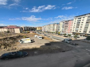 BOSNA CADDESİNDE KİRALIK LÜKS DAİRE 3+1 ASANSÖRLÜ YENİ BİNA ÇINARDAN İlan No:5007