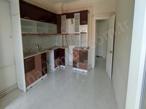 BOSNA CADDESİNDE ASANSÖRLÜ 3+1 FULL YAPILI SATILIK DAİRE ÇINARDAN İlan No:5205