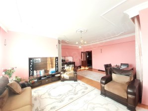 KAYAKYOLUNDA ACİL SATILIK ASANSÖRLÜ 3+1 DAİRE ÇINARDAN İlan No: 5357