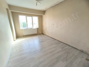YONCALIKTA SATILIK İÇİ FULL YAPILI ARA KAT DAİRE ÇINARDAN İlan No:5464