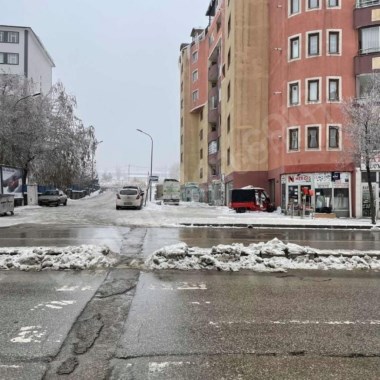 ŞEHİR MERKEZİNDE SATILIK FIRSAT İŞYERİ ÇINARDAN  İlan No:4471