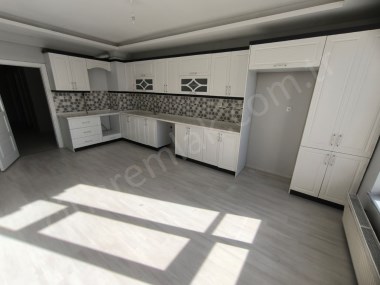 ŞÜKRÜPAŞADA ULTRA LÜKS SATILIK 3+1 DAİRE ÇINARDAN İlan No: 4582