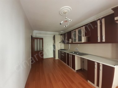 ÇAYKARADA ASANSÖRLÜ 3+1 SATILIK DAİRE ÇINARDAN İlan No:4675 