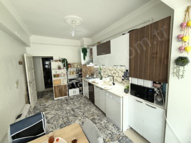 A.GAZİDE KAPALI GARAJLI ASANSÖRLÜ 3+1 SATILIK DAİRE YENİ BİNA ÇINARDAN İlan No:4750