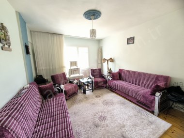 YONCALIKTA KOMBİLİ SATILIK ARA KAT DAİRE ÇINARDAN İlan No:4802