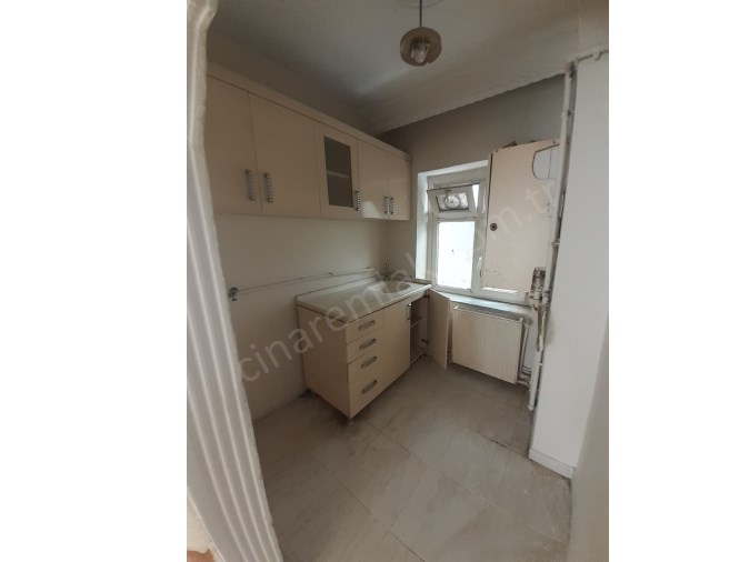 CUMHURİYET CADDESİNDE KİRALIK 2+1 KOMBİLİ İÇİ YAPILI DAİRE ÇINARDAN İlan No:4874
