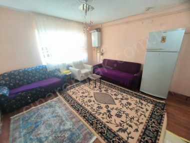 HİLALKENTTE 1+1 KİRALIK DAİRE ARA KAT VE KISMİ EŞYALI ÇINARDAN İlan No:4892
