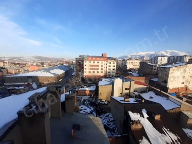 YONCALIKTA ŞEHİR MANZARALI KİRALIK DUBLEKS DAİRE MÜKEMMEL GÜNEŞLİ ÇINARDAN İlan No:5005