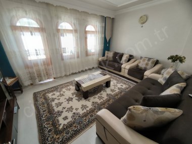 YILDIZKENTTE SATILIK TRİPLEKS VİLLA LÜKS YAPILI BAHÇELİ KAPALI GARAJLI ÇINARDAN İlan No:5030