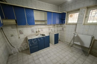 ŞEHİR MERKEZİNDE FULL YENİ YAPILI SATILIK BODRUM KAT ÇINARDAN İlan No:5169