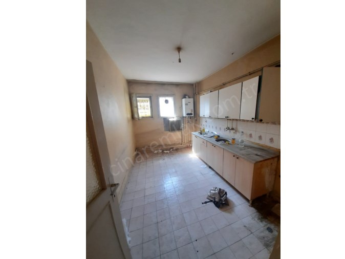 ERZURUM ŞEHİR MERKEZİNDE İÇİ YAPILI SATILIK BODRUM KAT ÇINARDAN 2074
