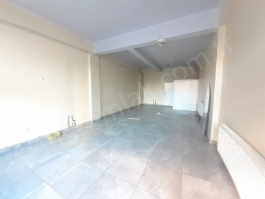 YILDIZKENTTE ANA CADDEYE CEPHELİ SATILIK İŞYERİ ÇINARDAN İlan No: 2569