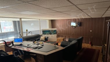 İSTASYONDA ACİL SATILIK 2 KATLI İŞ YERİ ÇINARDAN İlan No: 3827