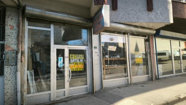 YONCALIKTA YOLA CEPHELİ SATILIK İŞYERİ ÇINARDAN İlan No:4299