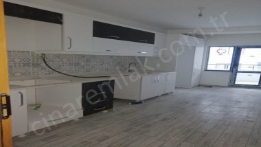 RABİA ANADA SATILIK 3+1 DAİRE YENİ BİNA ARA KAT ÇINARDAN İlan No: 4488