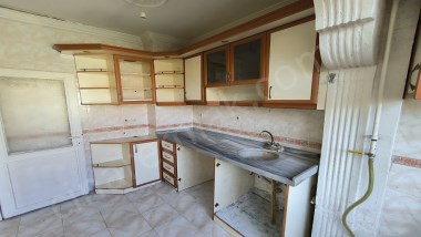 RABİA ANADA SATILIK 3+1 ARA KAT DAİRE ÇINARDAN İlan No:4693