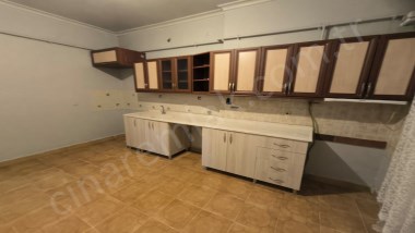YILDIZKENTTE İÇİ YAPILI 3+1 KİRALIK DAİRE ÇINARDAN İlan No: 5042
