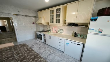 YENİŞEHİRDE İÇİ FULL YAPILI 3+1 SATILIK DAİRE ÇINARDAN İlan No: 5082