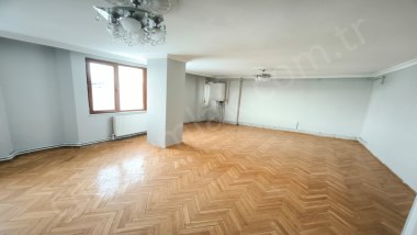 ŞEHRİN MERKEZİ CUMHURİYET CADDESİNDE ASANSÖRLÜ SATILIK DAİRE ÇINARDAN İlan No: 5238