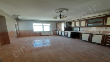 YILDIZKENTTE ASANSÖRLÜ 3+1 FULL YAPILI KİRALIK DAİRE ÇINARDAN İlan No:5280