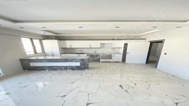 YILDIZKENTTE KİRALIK  SIFIR LÜKS DAİRE ÇINARDAN İlan No:5333