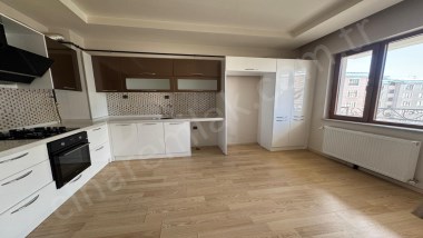 YILDIZKENT MENGÜBEY KONAKLARINDA KİRALIK 3+1 LÜKS DAİRE ÇINARDAN İlan No: 5352