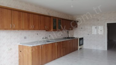 YILDIZKENTTE KİRALIK FULL YAPILI AR AKAT 3+1 KİRALIK DAİRE ÇINARDAN İlan No: 5353